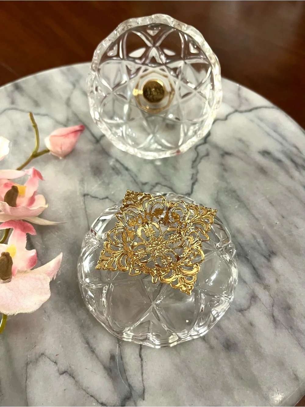 VTG Killarney Crystal Ireland Trinket Dish 22K Gold Claddagh Lid & Filigree Base